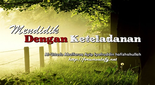Mendidik dengan Keteladanan